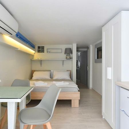 Anema1 Studio In The Heart Of Naousa Appartement Buitenkant foto
